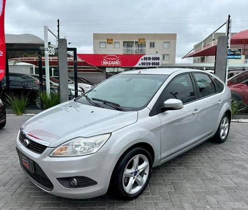 FORD FOCUS 1.6 GL 16V FLEX 4P MANUAL FORD FOCUS 1.6 GL 16V FLEX 4P MANUAL